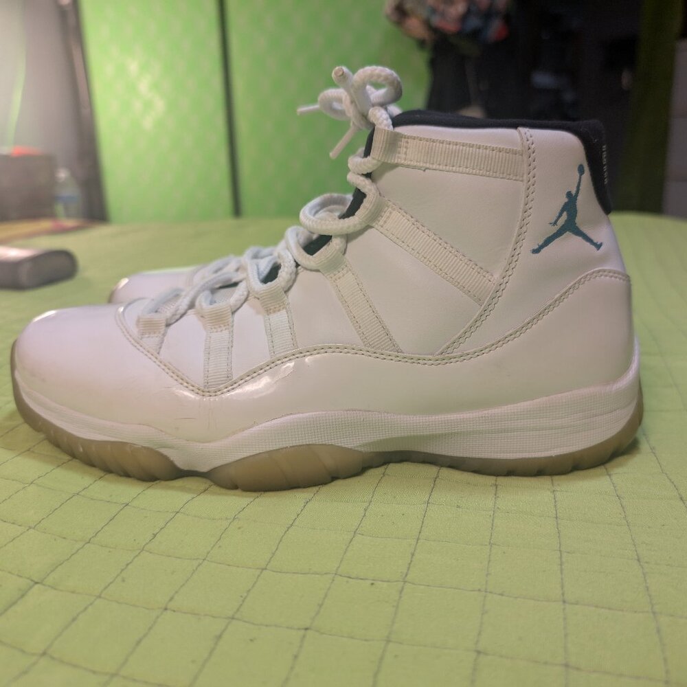 Air Jordan 11's Retro